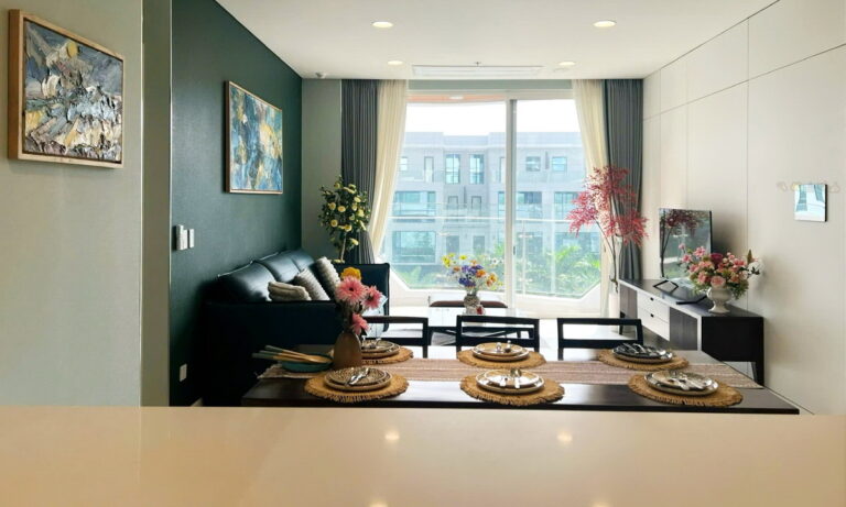 Cho thuê Thủ Thiêm Zeit 3 phòng ngủ tầng thấp nội thất cao cấp view hồ bơi