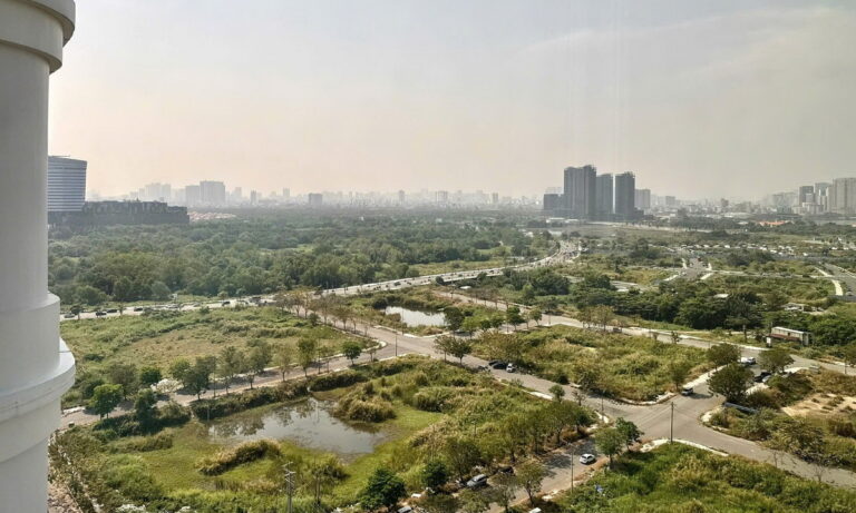Cho thuê Thủ Thiêm Zeit căn hộ 3 phòng ngủ lầu cao nhà trống view khu Sala