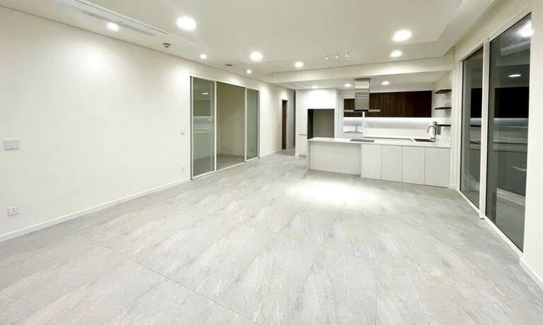 Căn hộ bán Thủ Thiêm Zeit 4 phòng ngủ lầu cao nội thất cơ bản view khu Sala